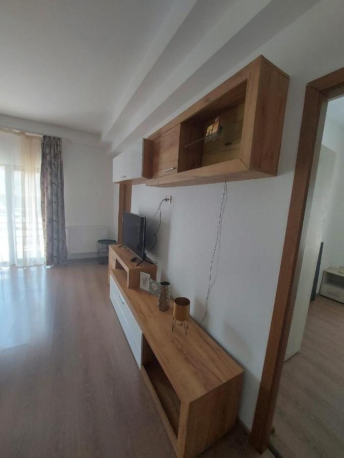 Jolie Art Apartment Brăila Exterior photo
